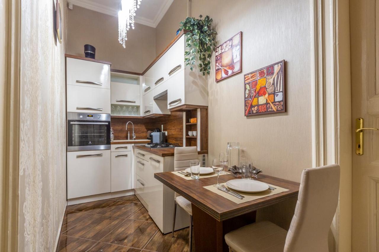 Luxury Central Home Next To The New York Cafe Budapest Esterno foto